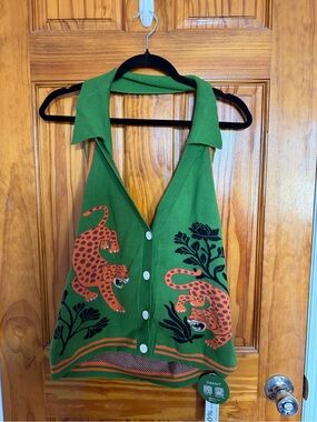 OXKNIT 70s Retro Style Leopard Button-Front Jacquard Halter Top